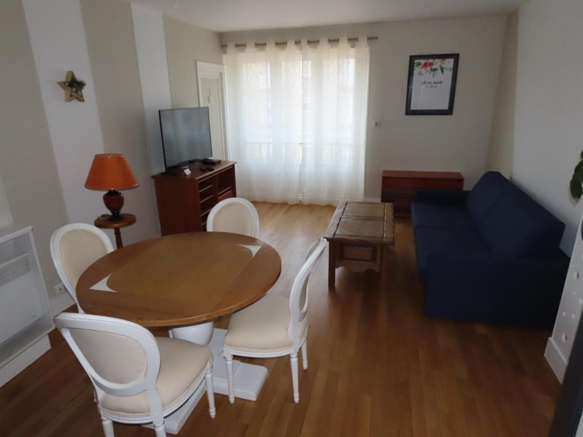 La Halte Fougeraise Apartment Fougeres Ngoại thất bức ảnh